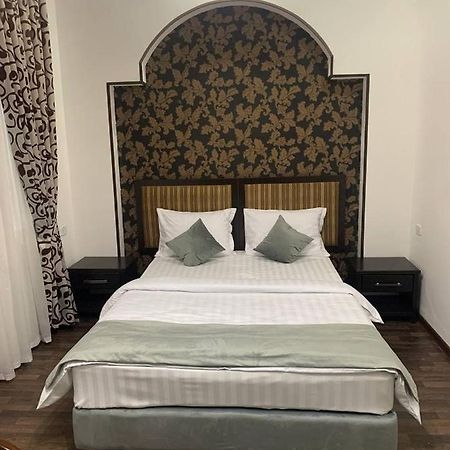 Ikan Registon Hotel Samarkand Exterior foto